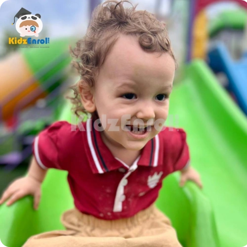 Outdoor Play Pic